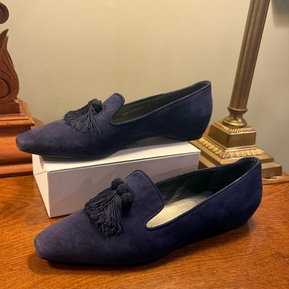 NWOT Stuart Weizmann blue black leather suede tassel loafers Size 9 - Picture 8 of 9